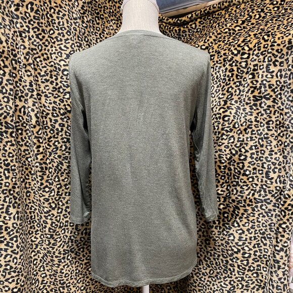 EUC*Jane & Delancy*¾ Sleeves*T-shirt style w/knotted hem - Picture 3 of 4